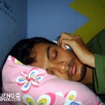 Nelpon sambil tidur