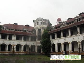 Sisi lain Lawang Sewu